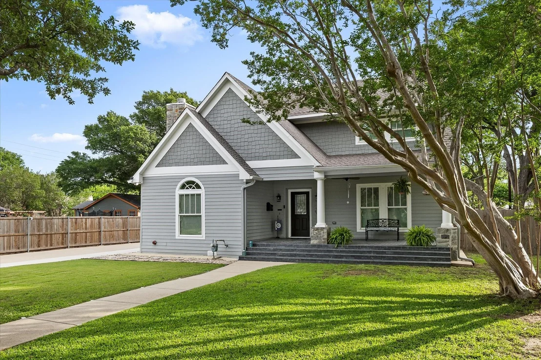Photo of 726 Griffith Avenue