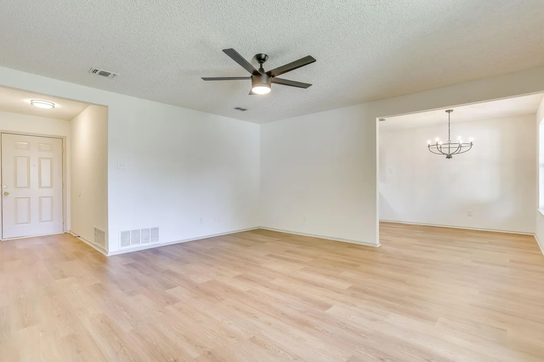 Photo of 912 Blue Ridge Drive