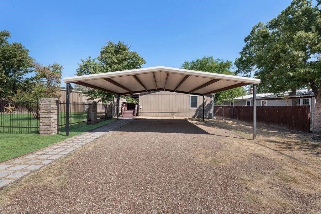Photo of 1517 Mockingbird Lane