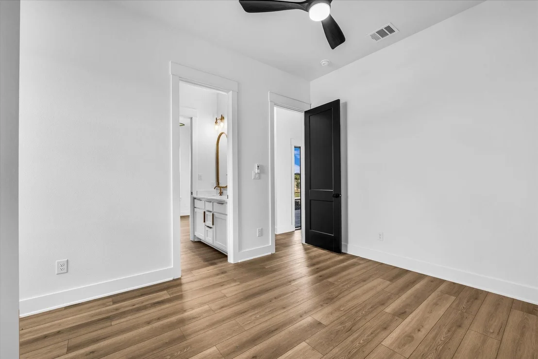 Photo of 611 Willow Moon Ranch