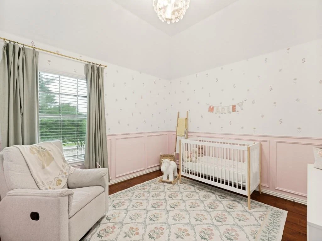 Photo of 1001 Thornapple Drive