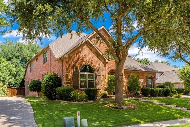 Photo of 7820 Linksview Drive