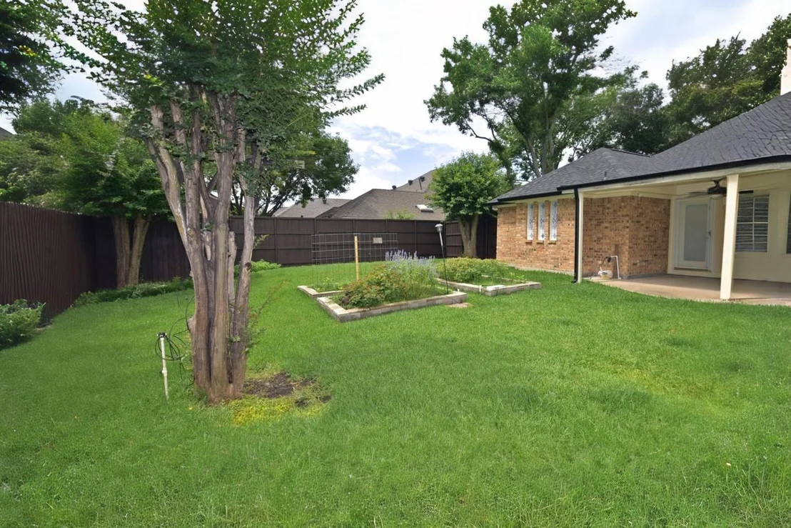 Photo of 2902 Live Oak Drive