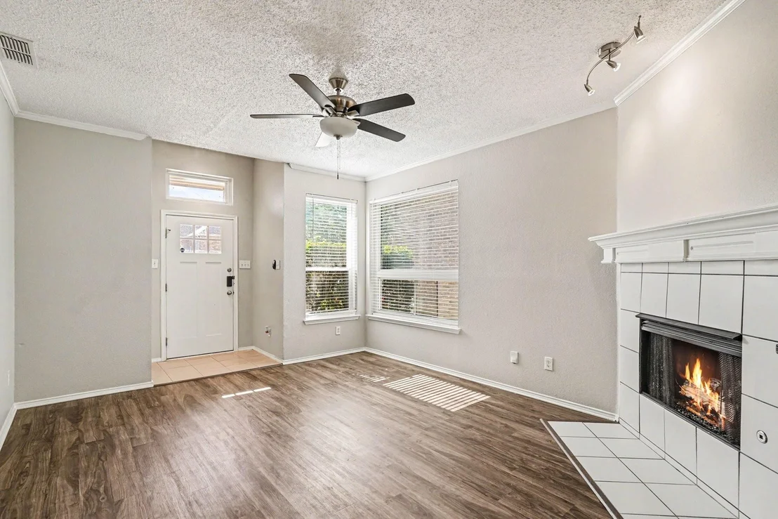 Photo of 6909 Chaco Trail