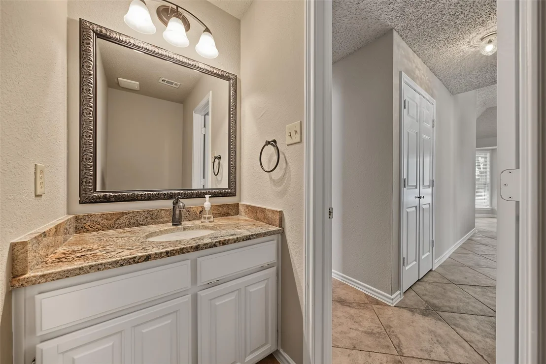 Photo of 1500 Arrowhead Drive