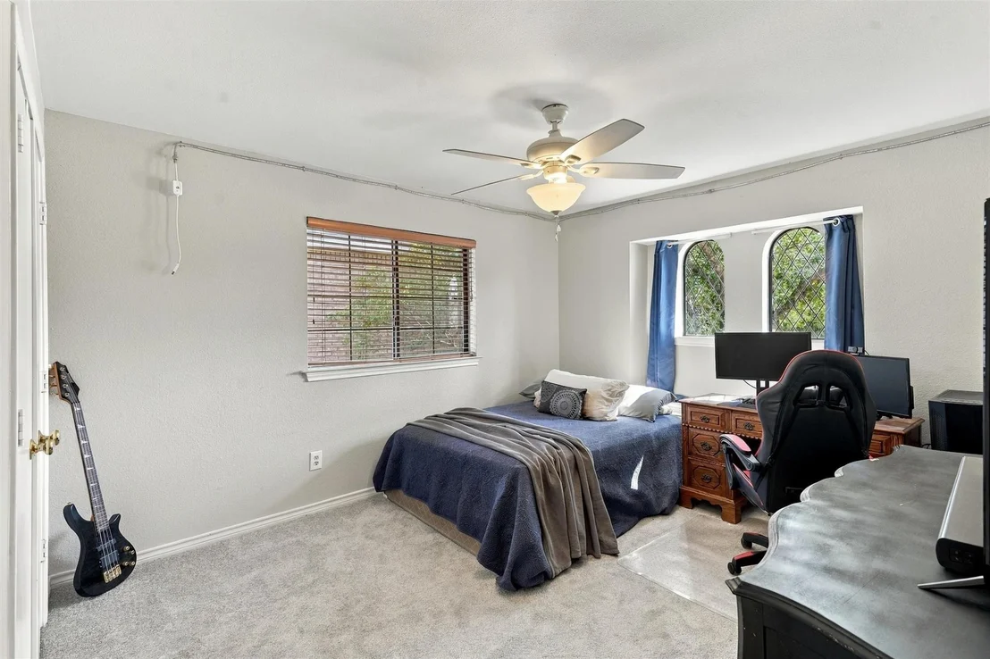 Photo of 3817 Periwinkle Street