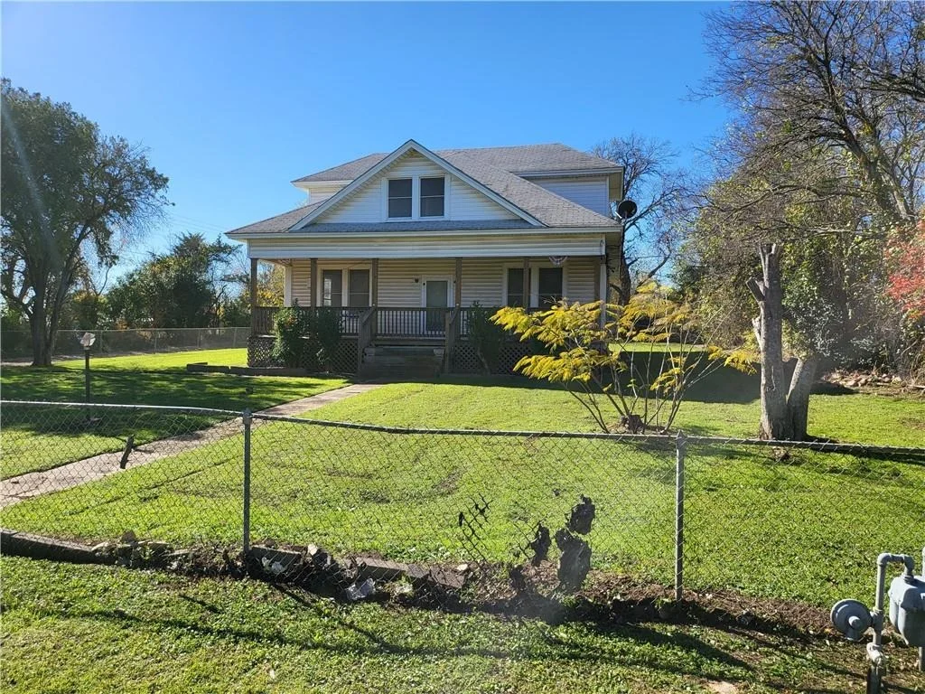 Photo of 426 N Houston Street