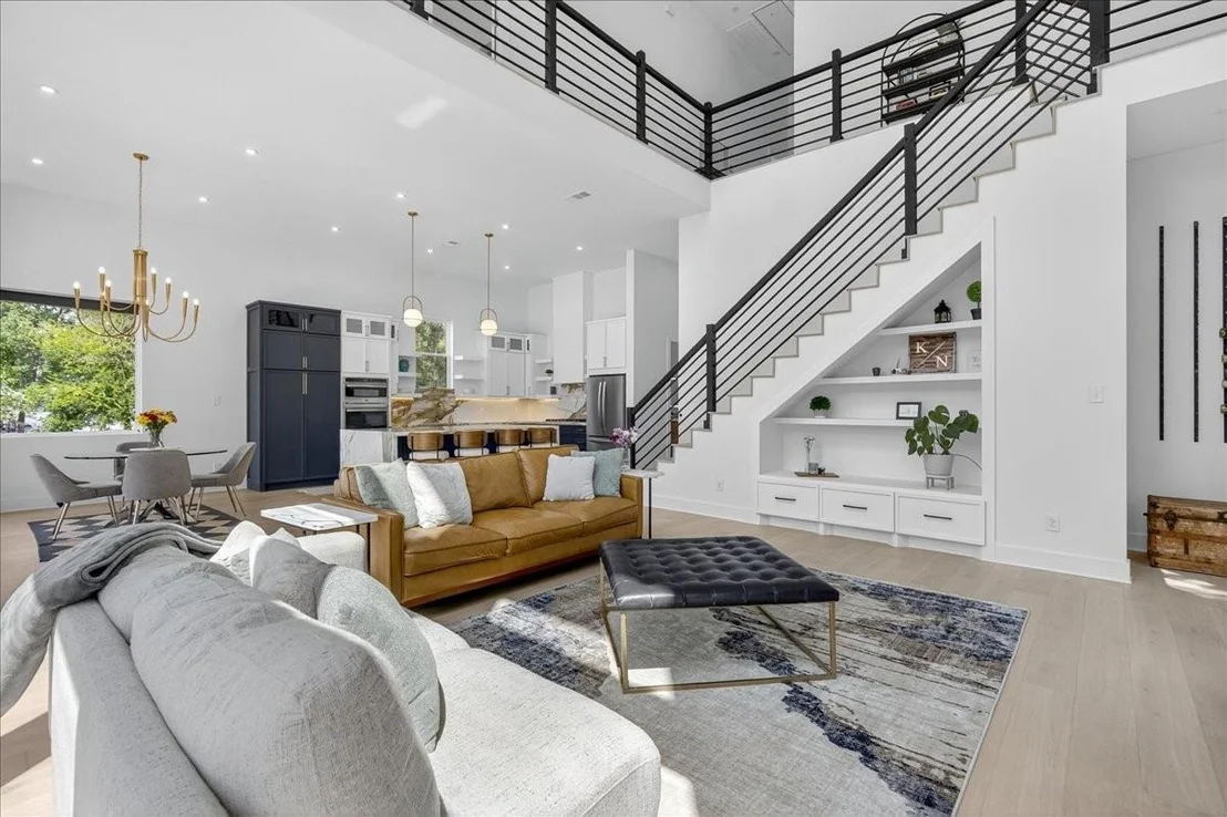 Photo of 111 Nob Hill Circle