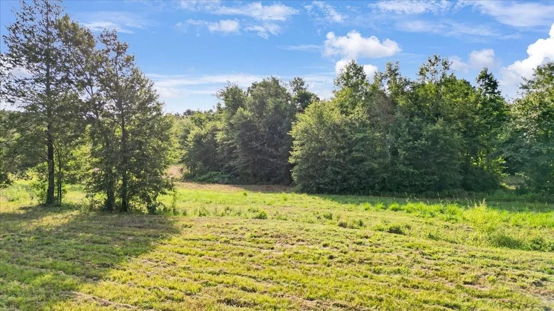 Photo of 102 Private Road 3174