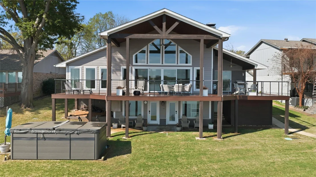 Photo of 648 Enchanted Isles Drive