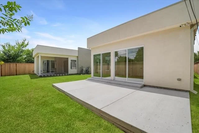 Photo of 3239 Whitehall Drive