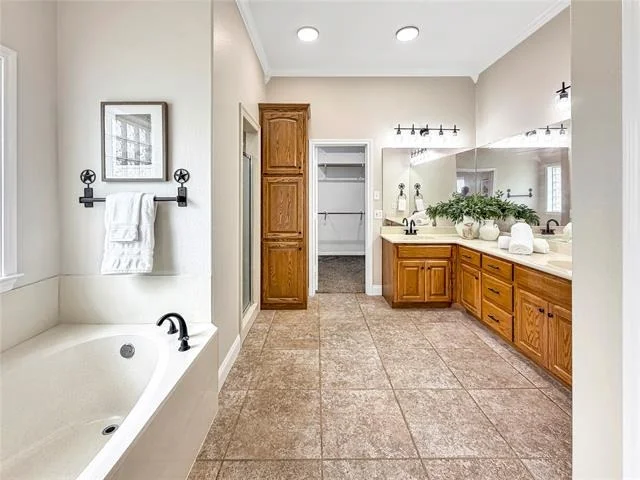 Photo of 1008 Bosque Ridge Road