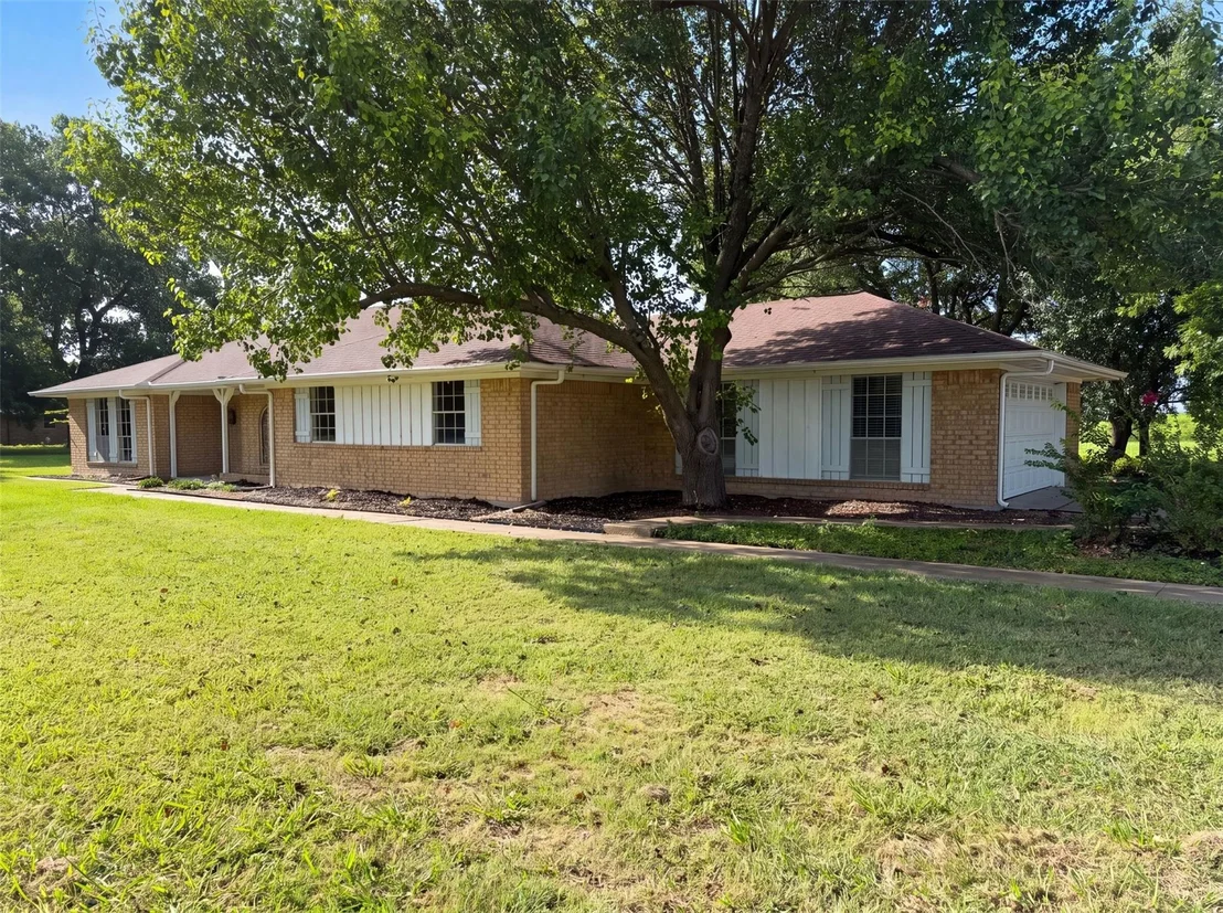 Photo of 100 Dubb Lane