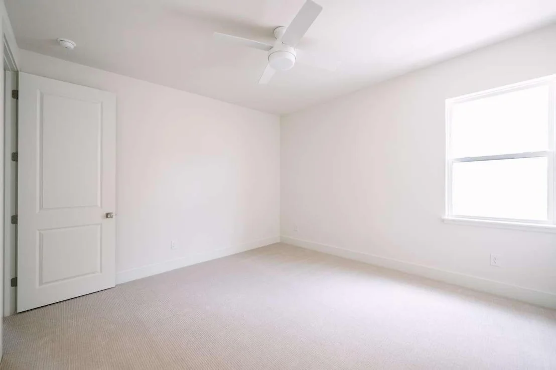 Photo of 405 Kestrel Court