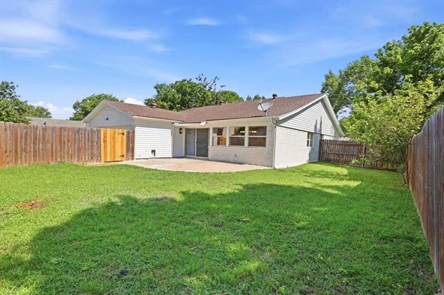 Photo of 2604 Peppertree Place