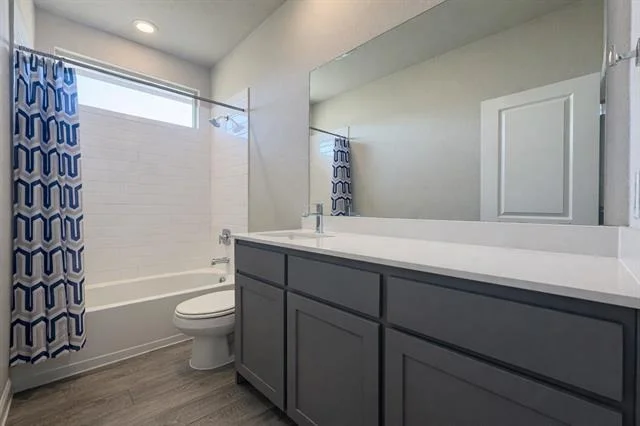 Photo of 1373 Madeline Lane