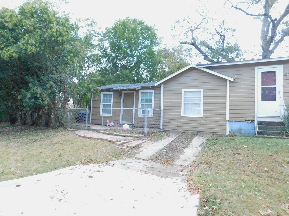 Photo of 3601 Ryan Avenue