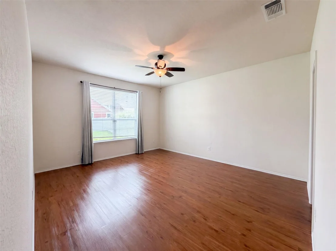 Photo of 9165 Blackstone Drive
