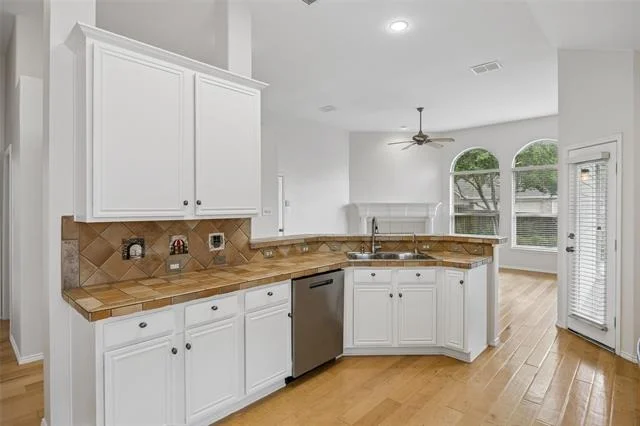 Photo of 2037 Saint Ives Drive