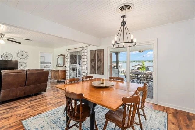 Photo of 138 Pin Oak Drive