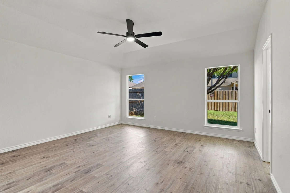 Photo of 704 Sequoia Drive