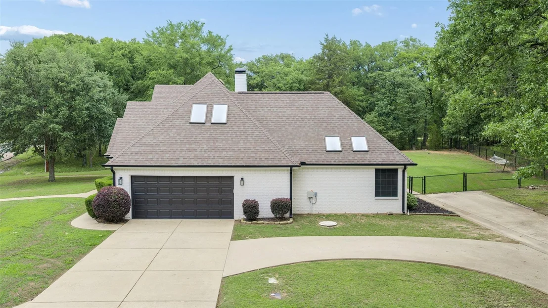 Photo of 109 Enchanted Drive