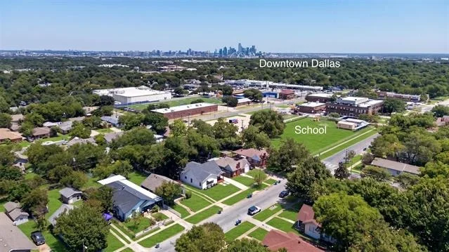 Photo of 2511 Gladstone Drive