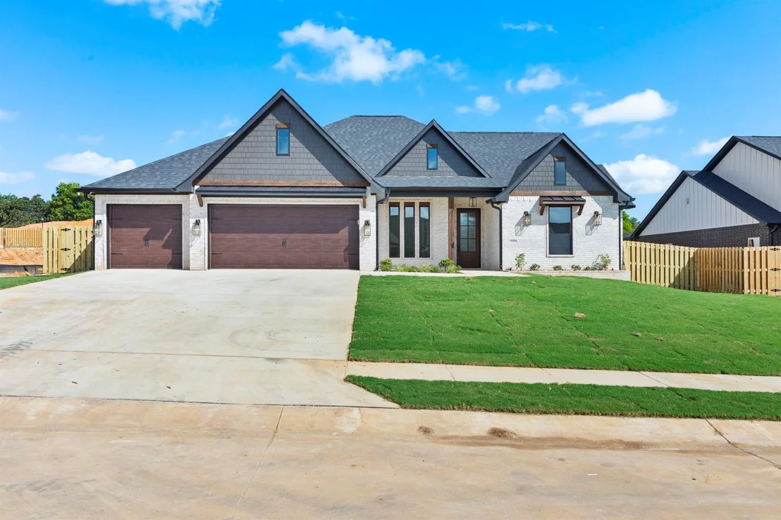Photo of 16426 Clearview Drive