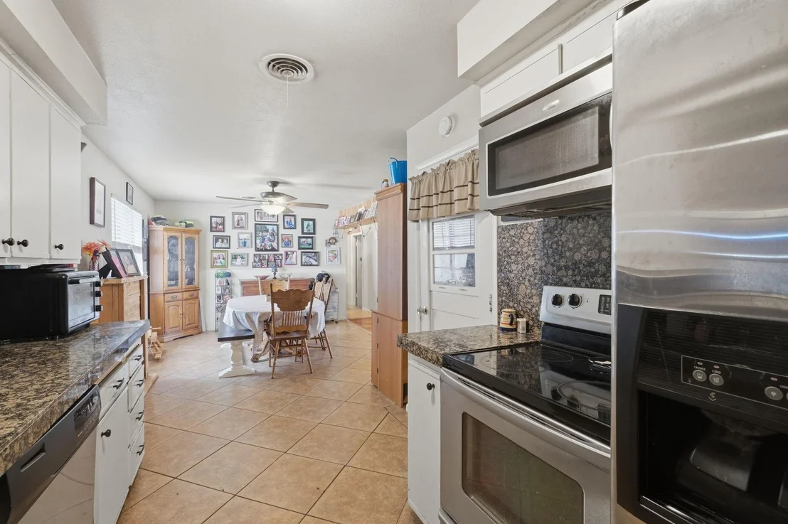Photo of 2702 Susan Street