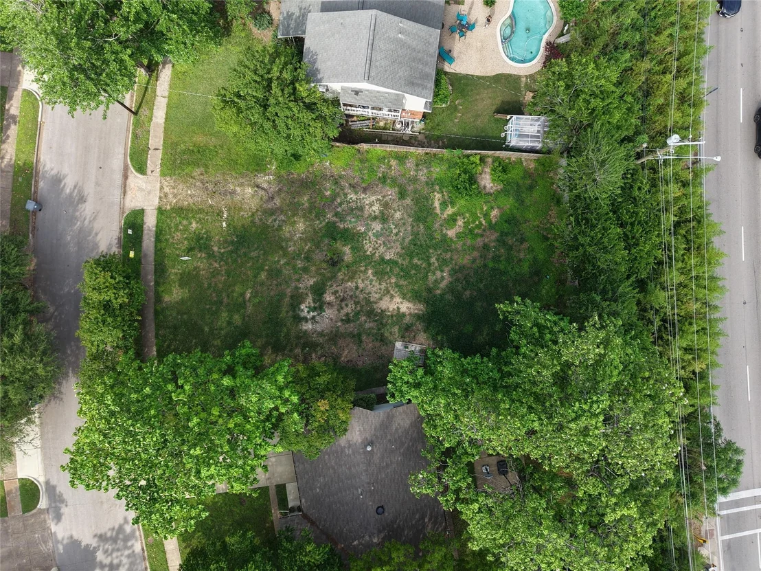 Photo of 7231 Syracuse Drive
