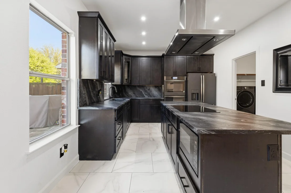 Photo of 2409 Eisenhower Drive