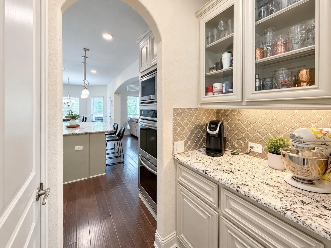 Photo of 1400 Bonanza Lane