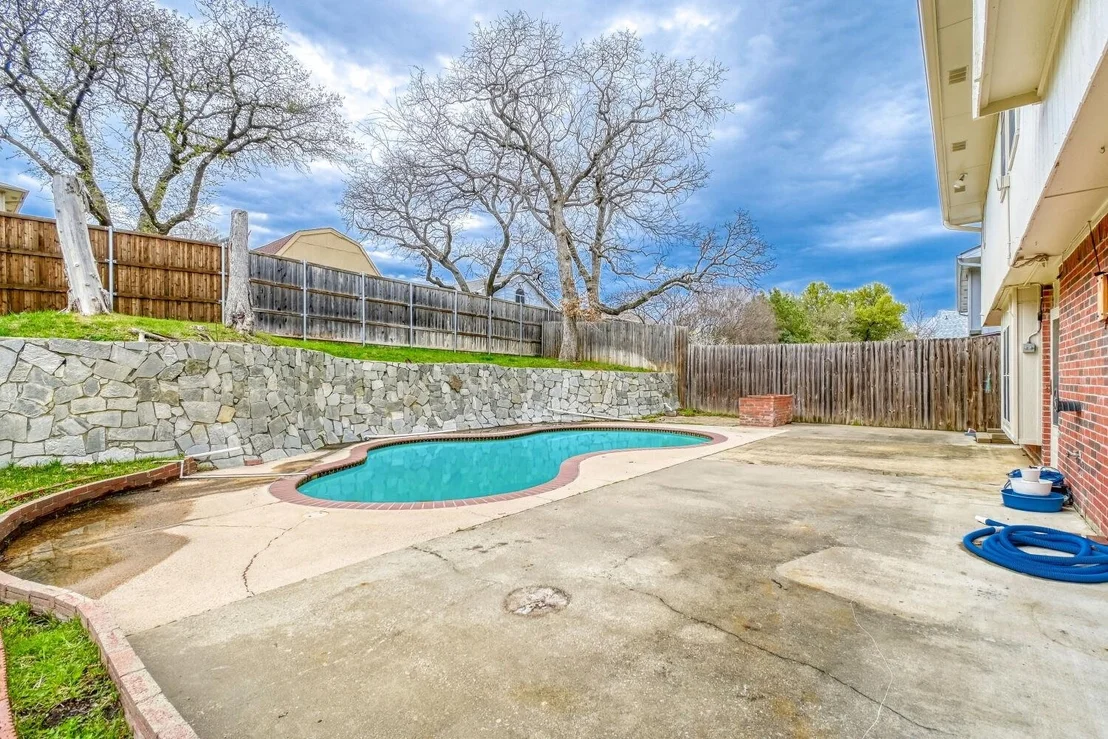 Photo of 2112 Meadowview Drive