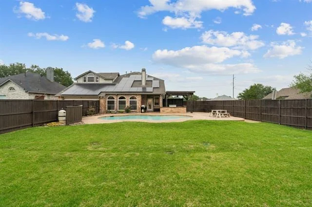 Photo of 918 E Grubb Drive