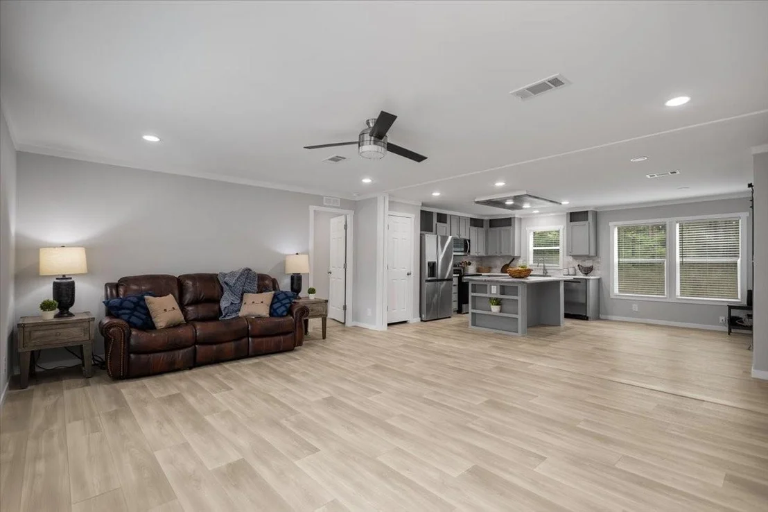 Photo of 18755 County Road 4104