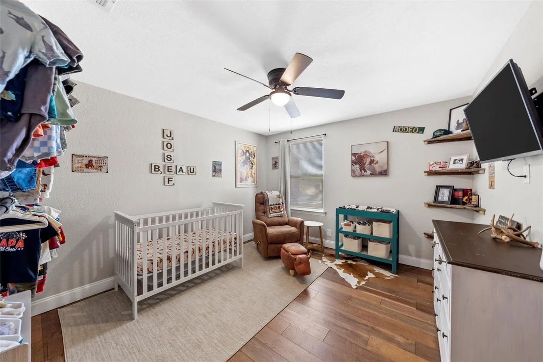 Photo of 518 Warren Road