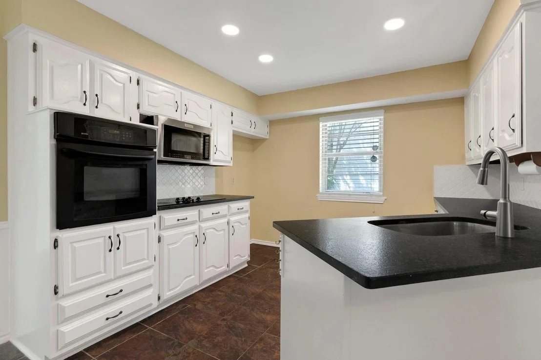 Photo of 2207 Glen Forest Lane