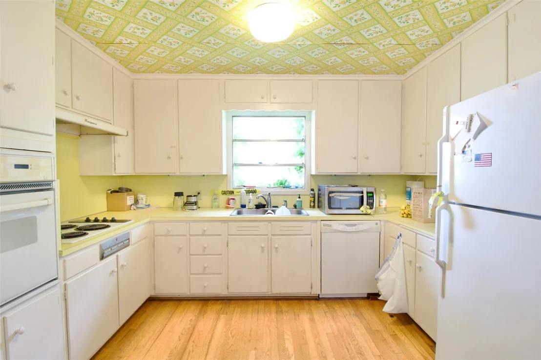Photo of 4901 Pine Avenue