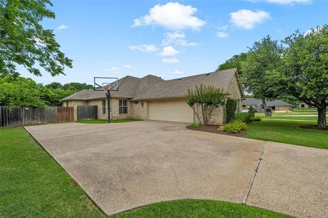 Photo of 112 Stone Manor Drive