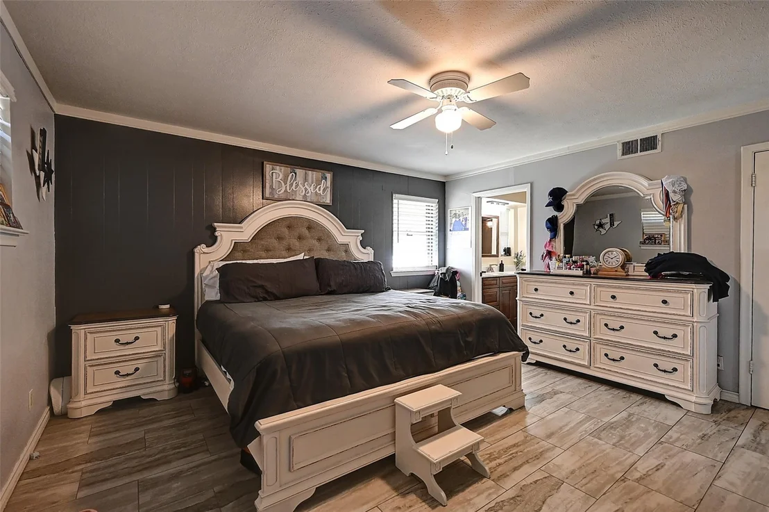 Photo of 3262 Camelot Drive