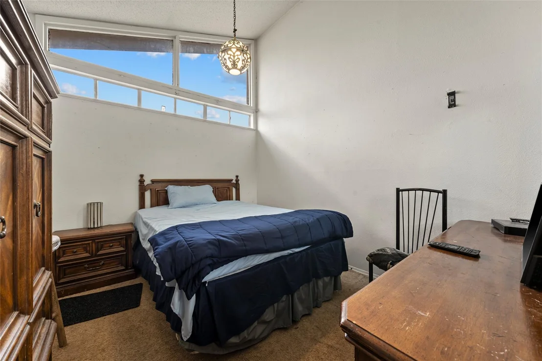 Photo of 1815 Mahalia Drive