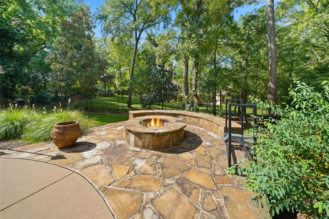 Photo of 1950 Stonehill Drive