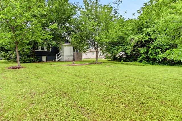 Photo of 4615 Nolan Street