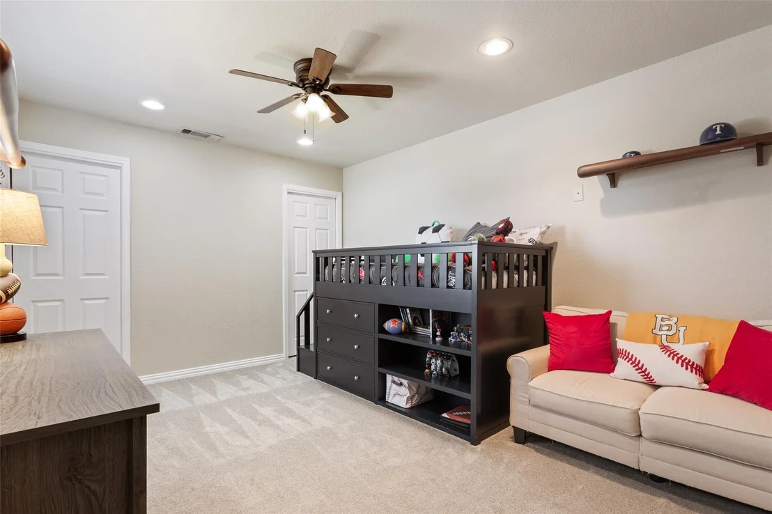 Photo of 319 Winding Creek Lane