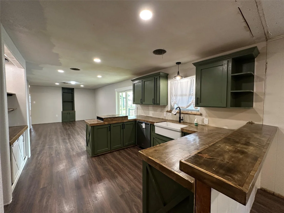 Photo of 108 Beard Drive