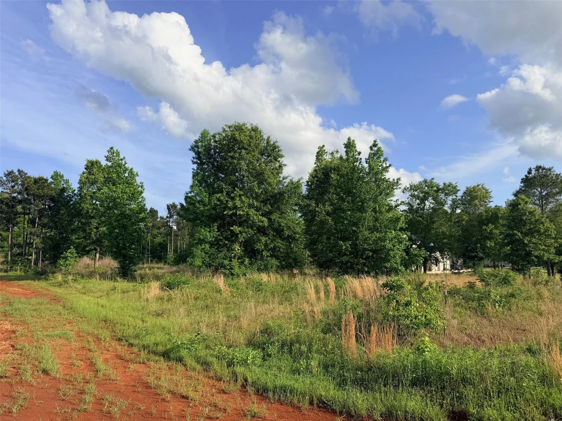 Photo of 830 Stone Chimney Rd