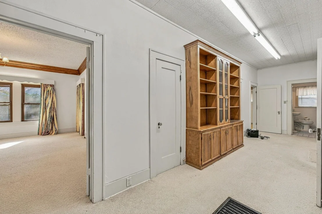 Photo of 924 4th Street