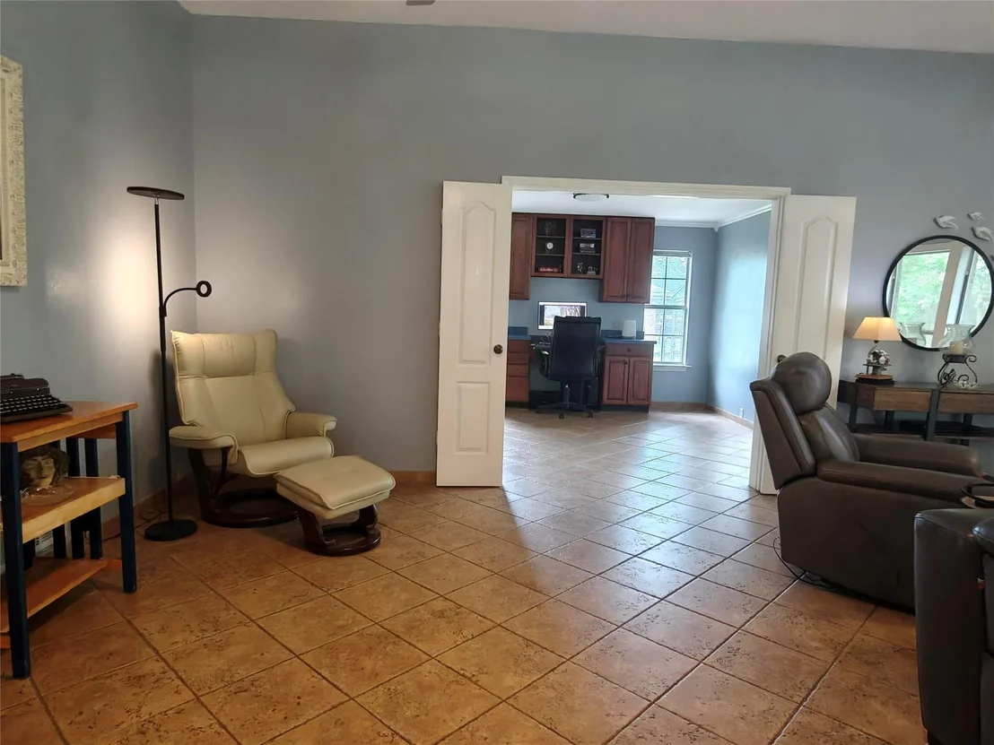 Photo of 5210 Cliff Haven Drive