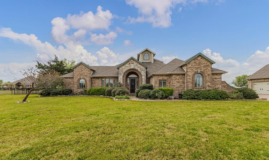 Photo of 119 Equestrian Drive