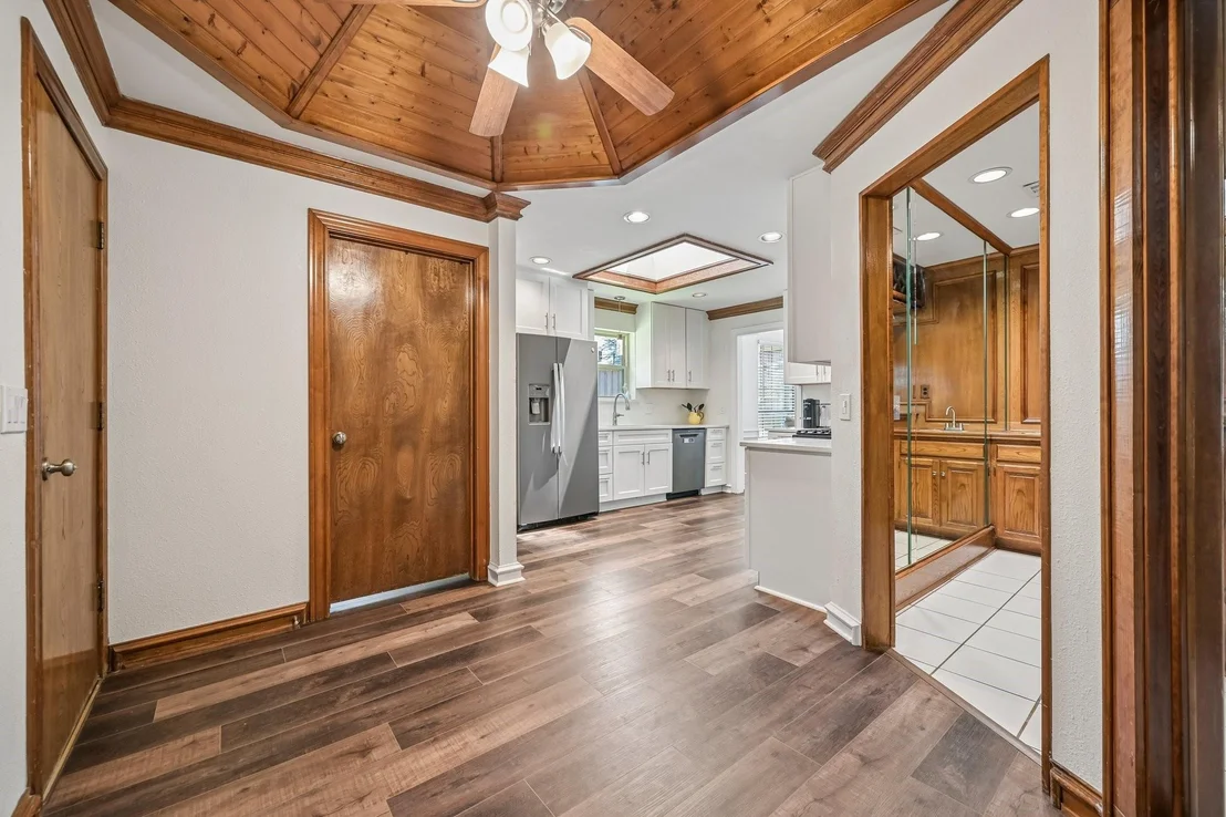 Photo of 925 Spring Brook Drive